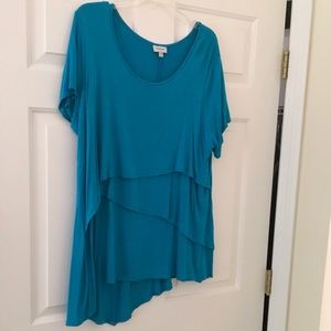 Avenue Tops - Avenue Draped Top 18/20 2x Avenue Tops - Avenue Draped Top 18/20 2x